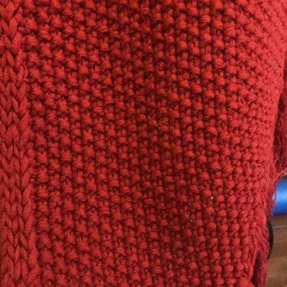 Poncho - Picture 2 of 2